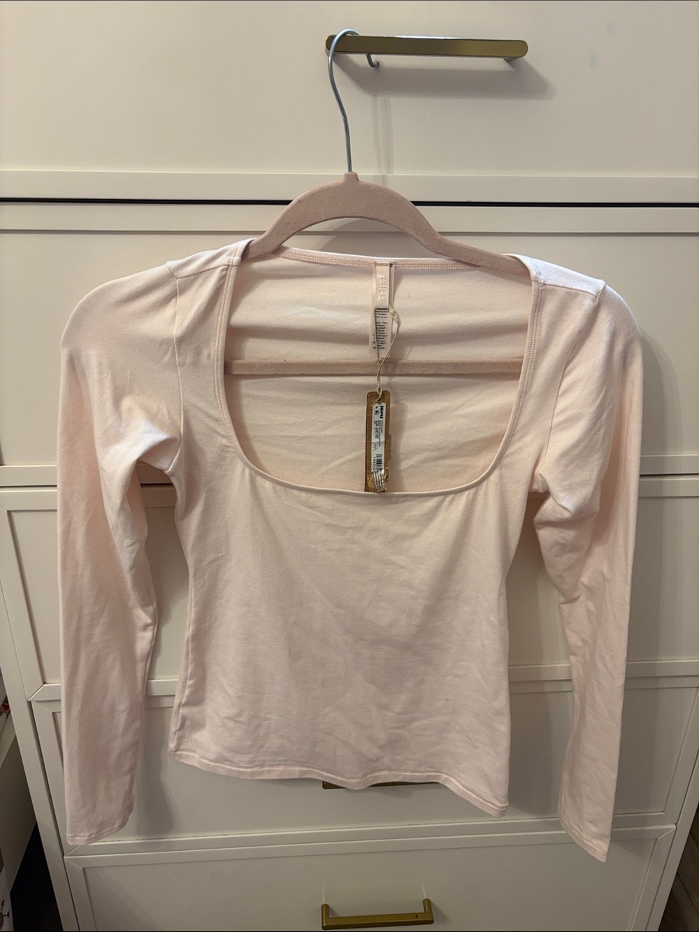 Skims pink long sleeve top
